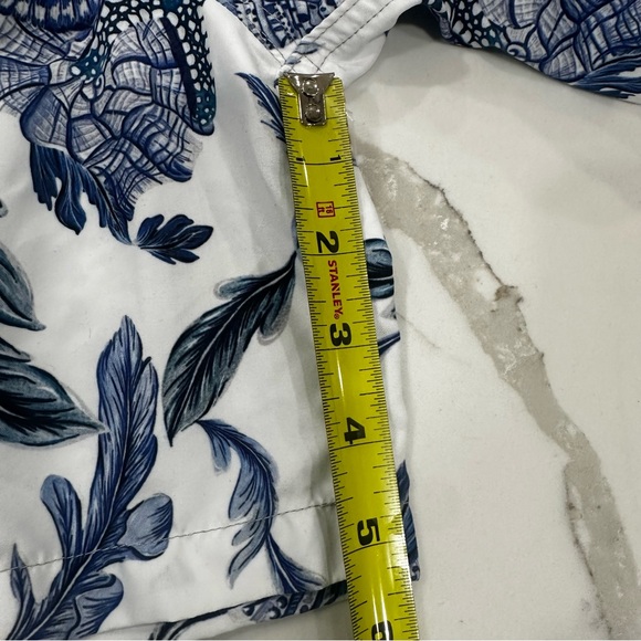 Agua María Men's Tropical Sea Life Swim Trunks - Size Large - Picture 9 of 12